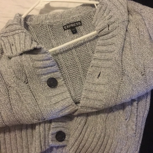Express sweaters - Picture 2 of 3
